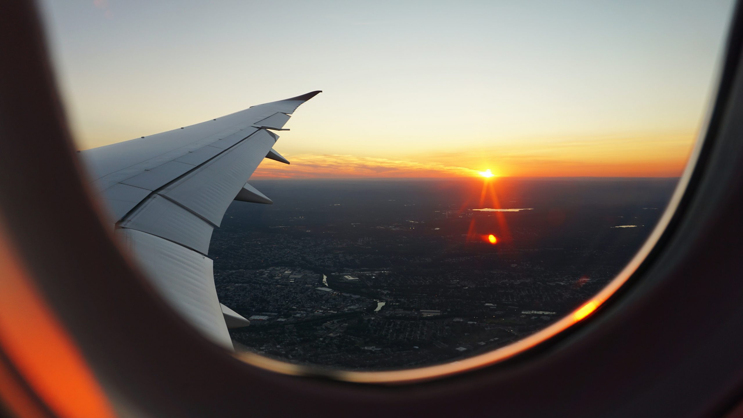 Where To Stay When Traveling From California to the UK